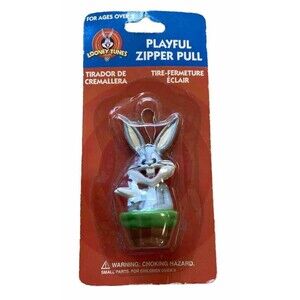 Vintage 1998 Looney Tunes Bugs Bunny Zipper Pull  Warner Bros. Collectible